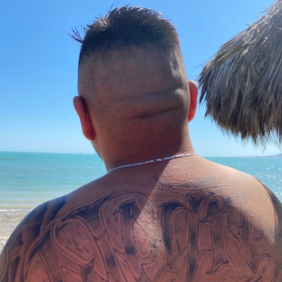 Meet your Posher, “D” - Picture 2 of 4